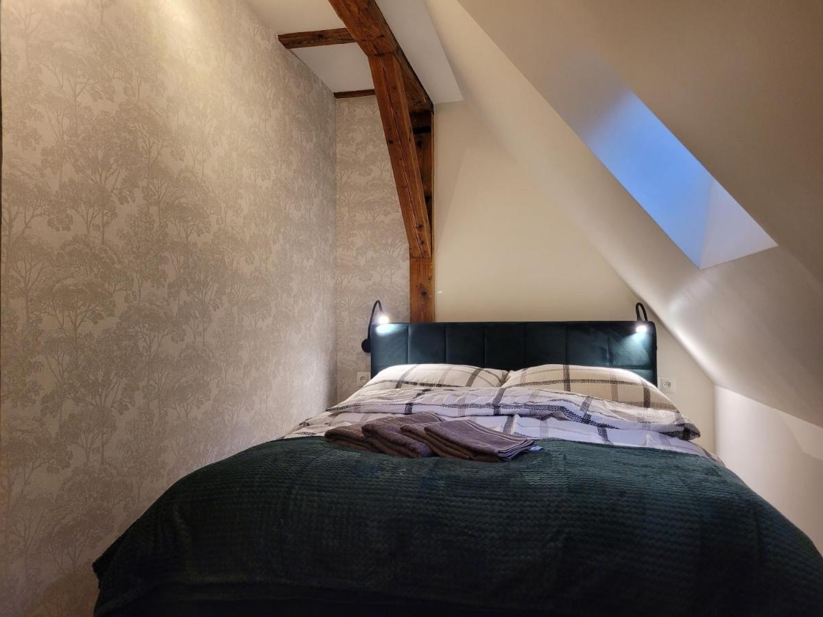 Apartamenty Komarno 46 Jacuzzi&Sauna ภายนอก รูปภาพ