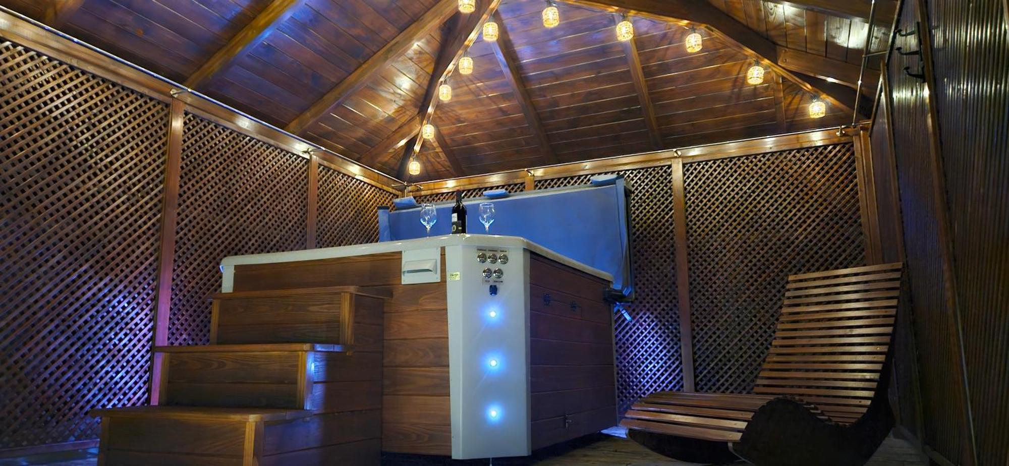 Apartamenty Komarno 46 Jacuzzi&Sauna ภายนอก รูปภาพ