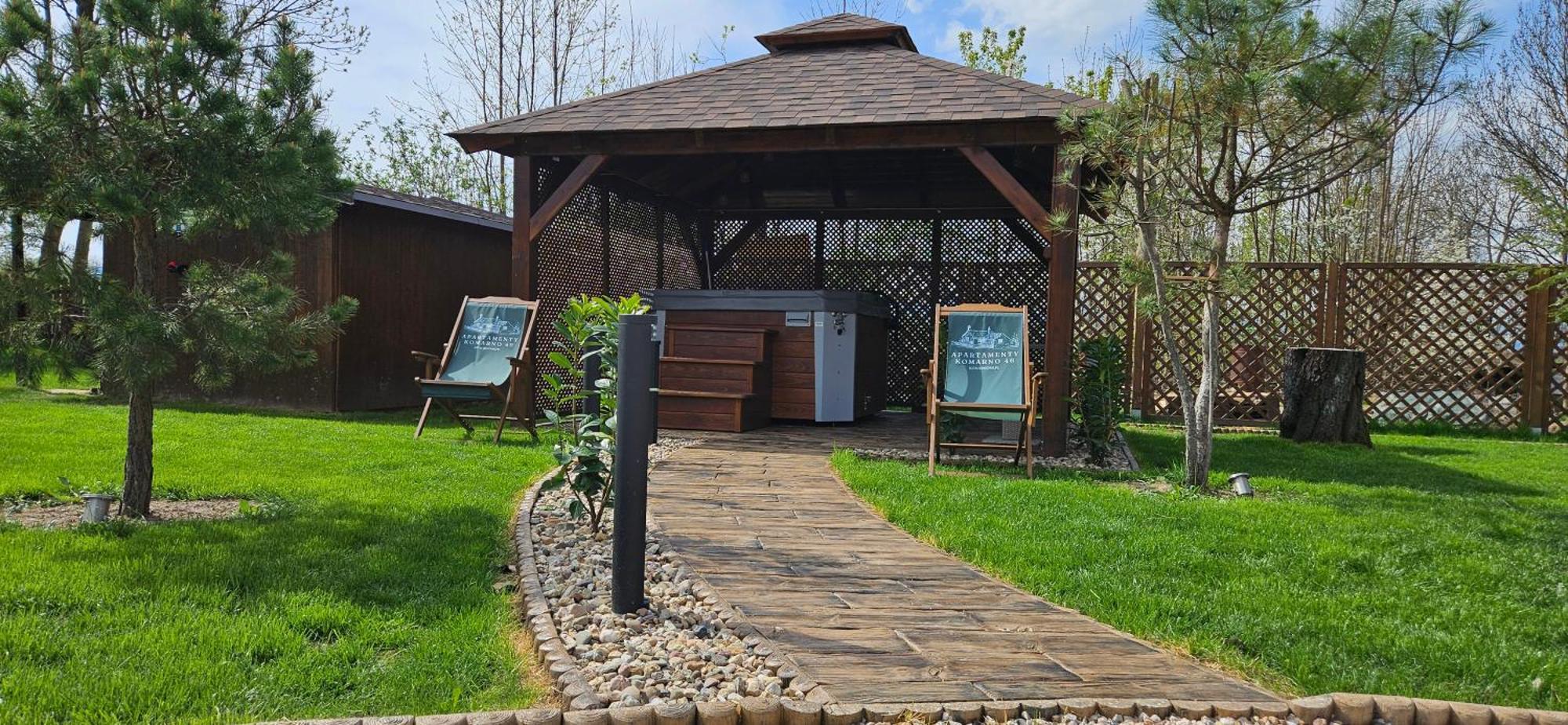 Apartamenty Komarno 46 Jacuzzi&Sauna ภายนอก รูปภาพ