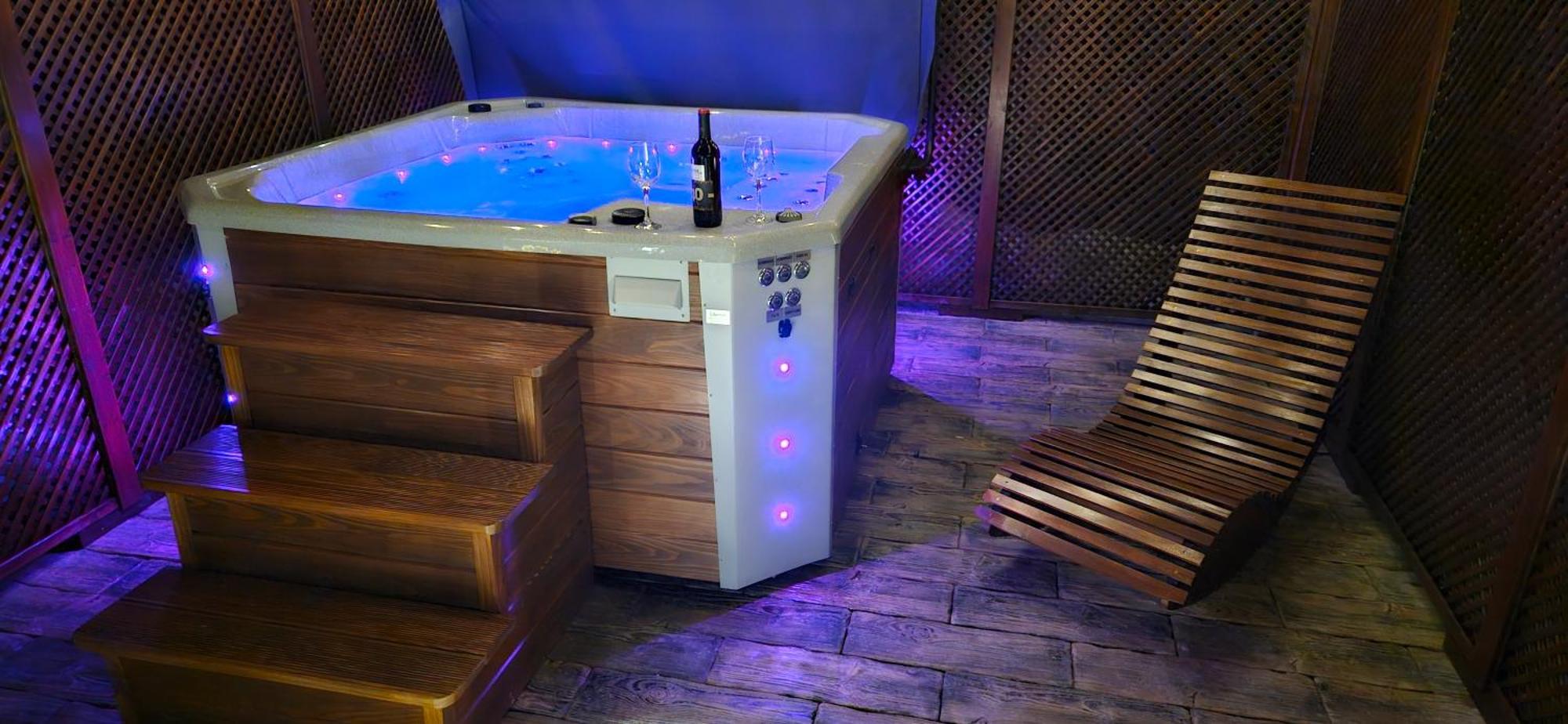 Apartamenty Komarno 46 Jacuzzi&Sauna ภายนอก รูปภาพ